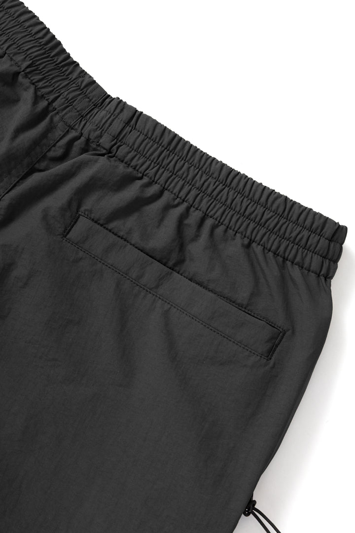 Larriet - Rec Shorts - Black