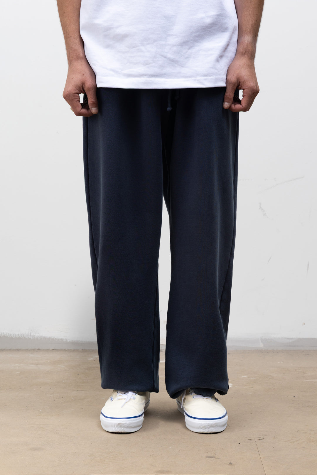 Blacksmith - Washed Wide Jogger - Navy